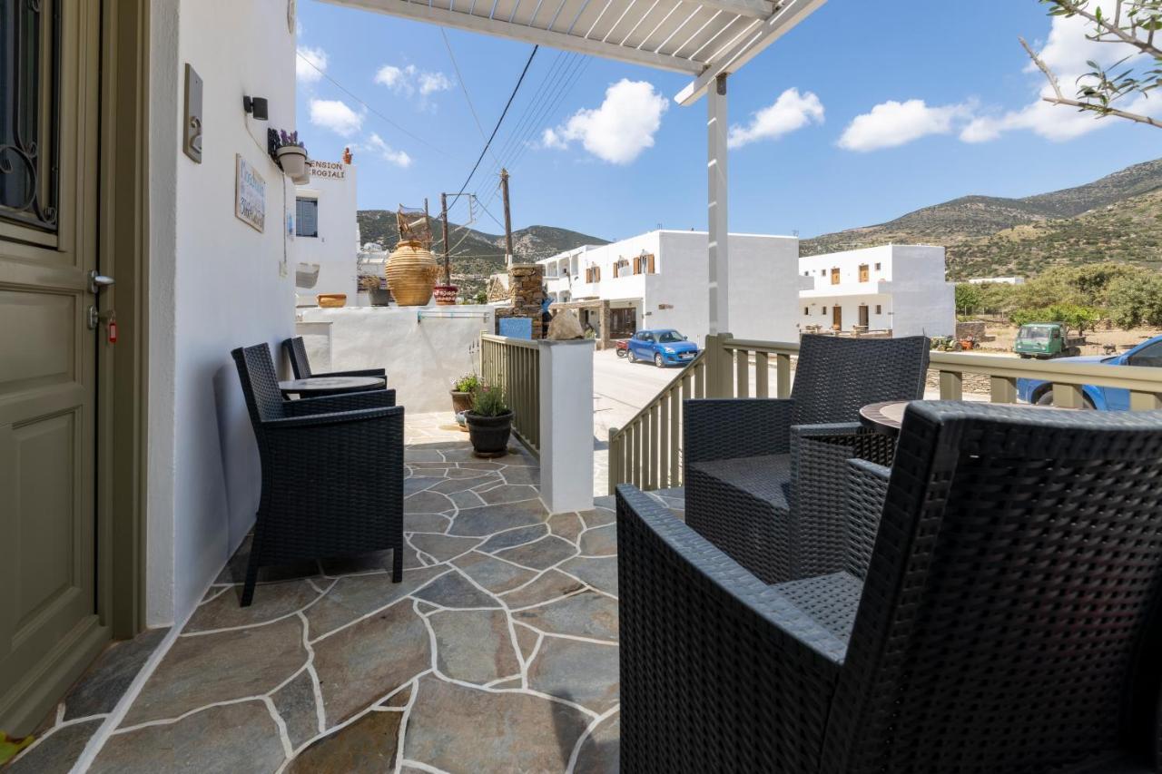 Pension Moschoula Platis Gialos  Exterior photo