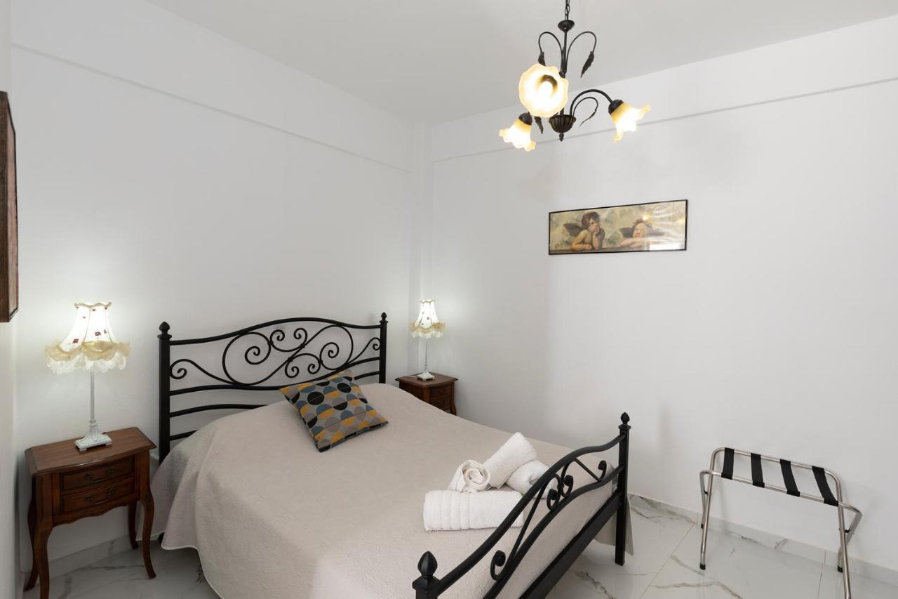 Pension Moschoula Platis Gialos  Exterior photo